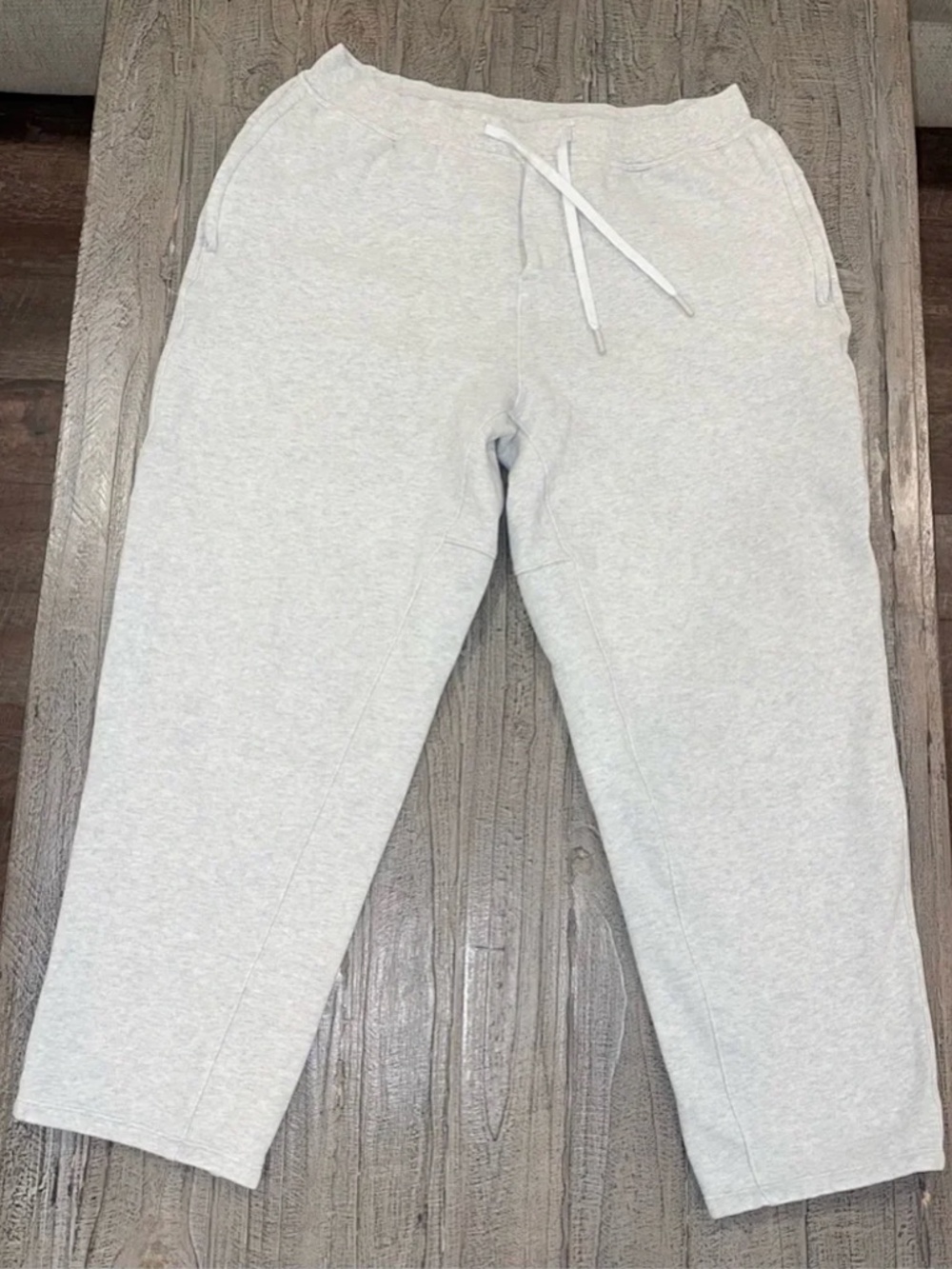 Lululemon Men’s Steady State Classic-Fit Heathered Light Grey Pant Small